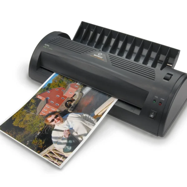 Royal Consumer PL2112 plastificadora de 12", rodillos calientes, kit inicial incluido, palanca antiatascos, peso 4,67 kg, dimensiones 50,8×23,4×15,8 cm.