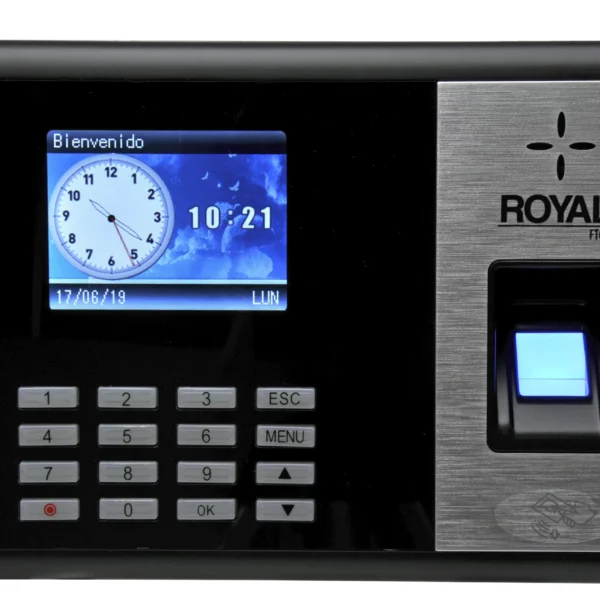 reloj checador royal ftc1000 con pantalla táctil y lector de huella en un entorno de oficina