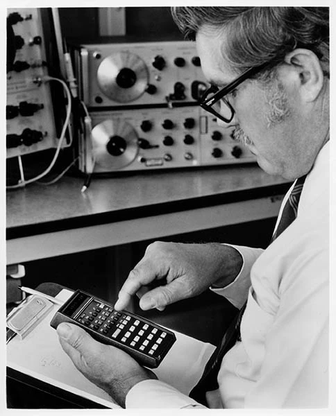 Foto histórica hp alianza con Royal Consumer